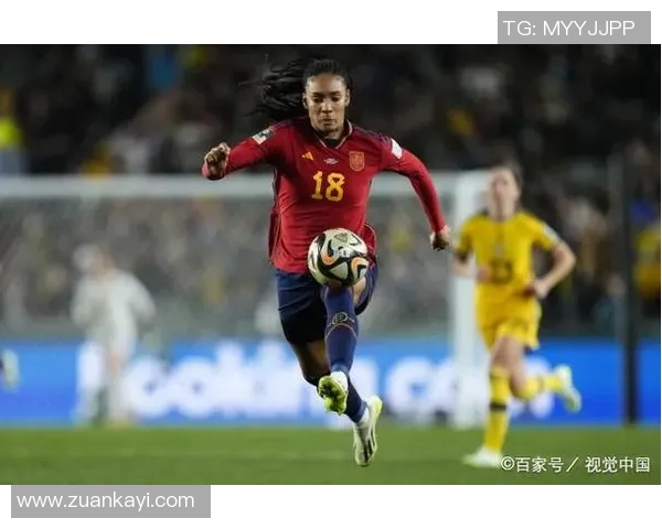 背后默默奉献的足球明星们与他们不为人知的故事